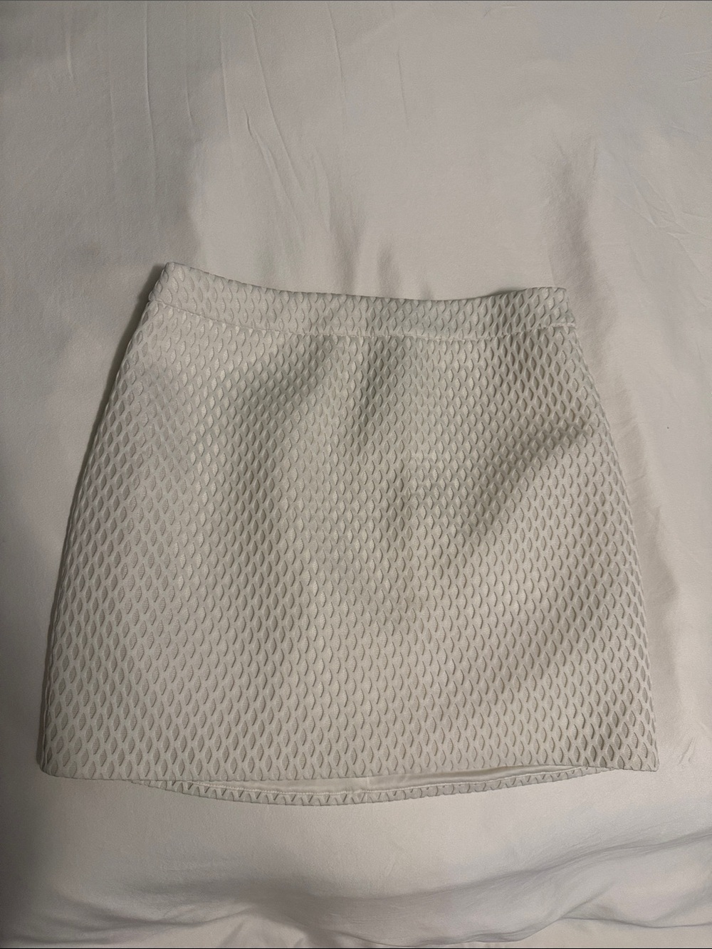 NWOT Express Textured White Mini Skirt - Women's Classic Style
